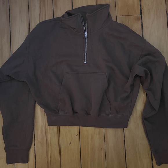 cropped brown 1/4 zip sweater - Picture 1 of 3